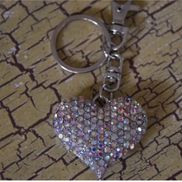 Crystal Heart Keychain - Picture 2 of 6